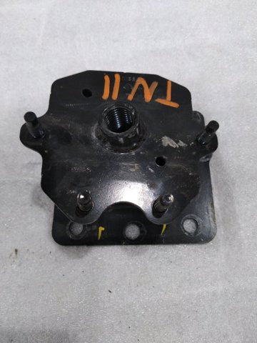 Кронштейн підсилювача заднього бампера 852105NA0A NISSAN