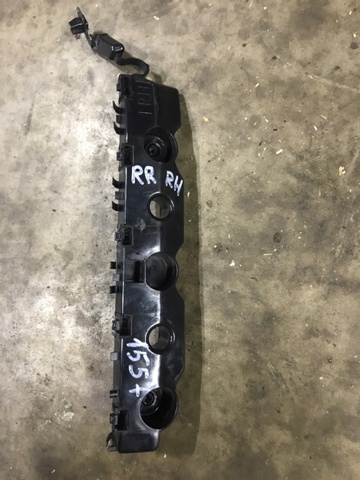 Напрямна заднього бампера, права 852205NA0A NISSAN