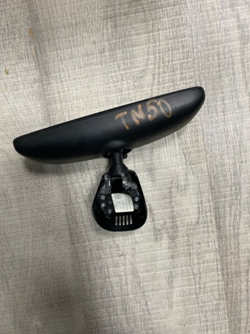 Салоне дзеркало заднього виду Ауді Ку 3