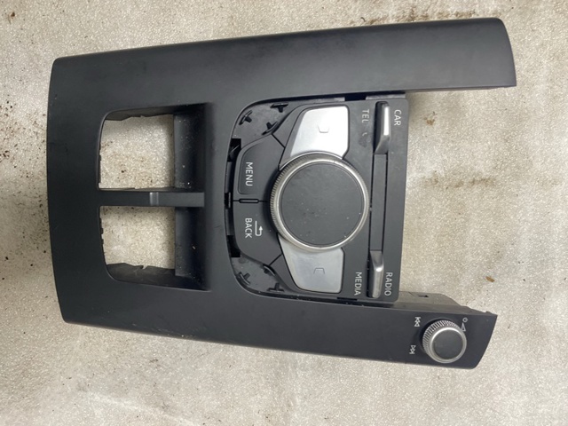 Блок керування мультимедійний 8V0919614BA VAG
