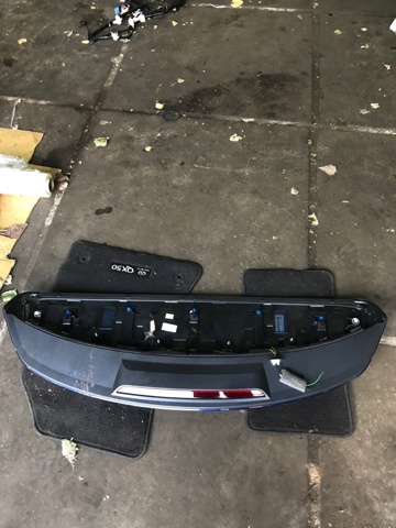 Додаткові задні стопи 8V0945097D VAG