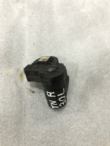 Мотор приводу гальмівного супорта заднього стояночної системи 8V0998281 VAG