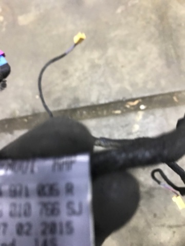 Джгут проводів передньої двері 8V4971035AC VAG
