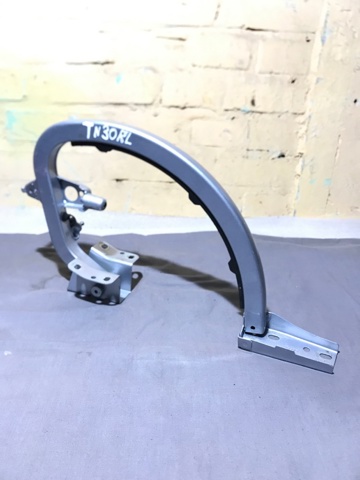 Кріплення кришки багажника 8V5827301C VAG