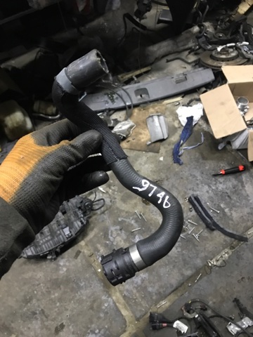 Шланги системи охолодження 8W0122073F VAG