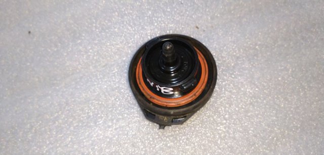 Кришка / пробка бензобака 8W0201550D VAG
