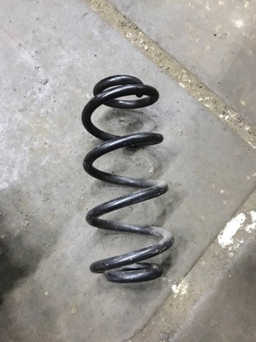 Пружина задня 8W0511115EN VAG