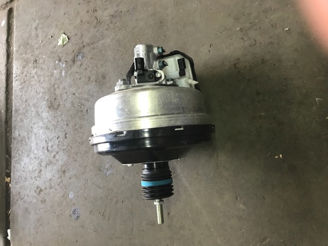 Вакуумний підсилювач гальм 8W0612103B VAG