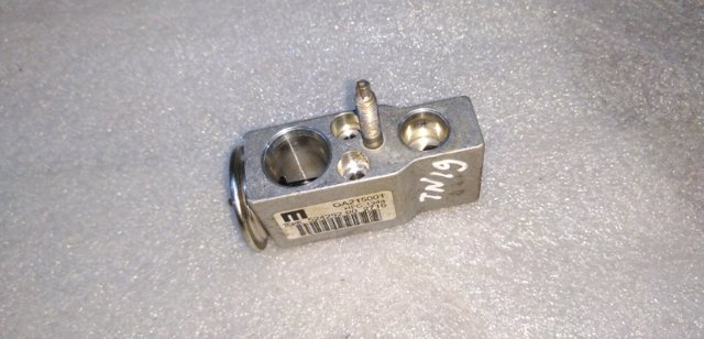 Клапан TRV, кондиціонера 8W0820679 VAG