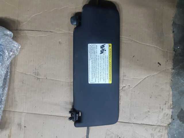 Козирок сонцезахисний автомобіля 8W0857551AA7C0 VAG