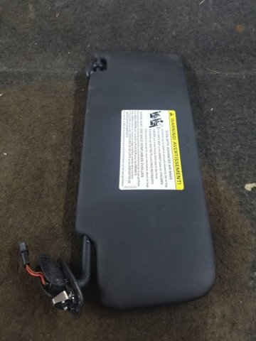 Козирок сонцезахисний 8W0857552AM7C0 VAG