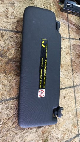 Козирок сонцезахисний автомобіля 8W0857552B7C0 VAG