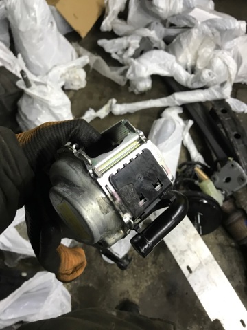 Пасок безпеки задній лівий 8W0857805AV04 VAG
