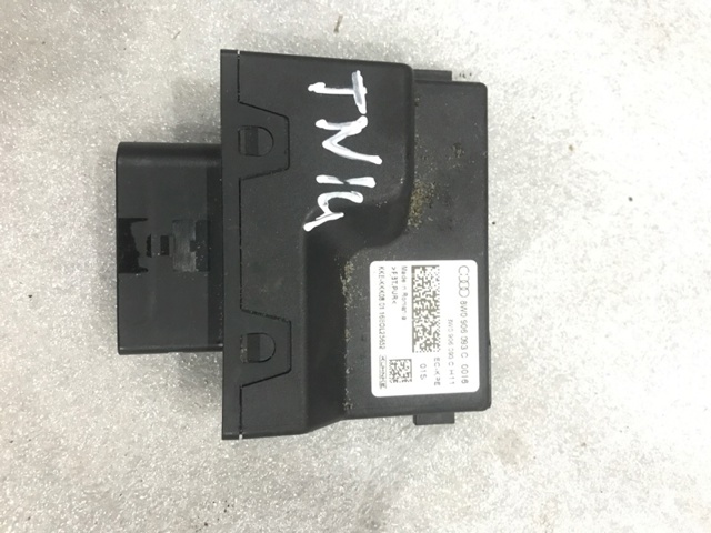 Модуль керування (ЕБУ) паливного насосу 8W0906093C VAG