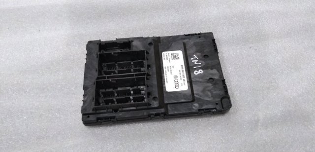 Блок управління бортової мережі 8W0907063CH VAG