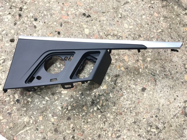 Ручка задніх дверей, внутрішня, права 8W0959528A6PS VAG
