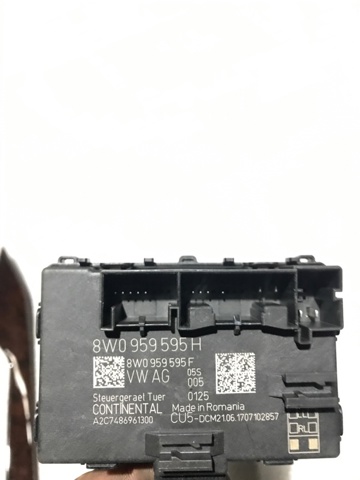 Блок комфорту задніх дверей 8W0959595H VAG