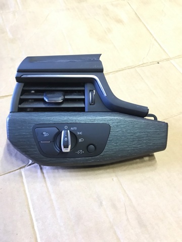 Решітка повітропровода ліва 8W1820901B6PS VAG
