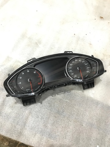 Панель приладів 8W5920870A VAG