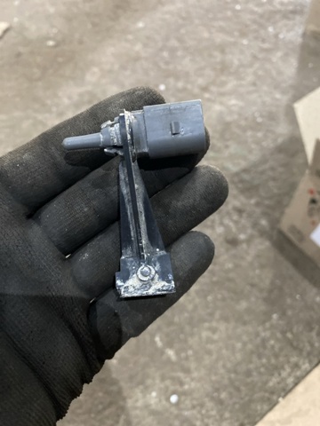 Датчик температури навколишнього середовища 8Z0820535A VAG