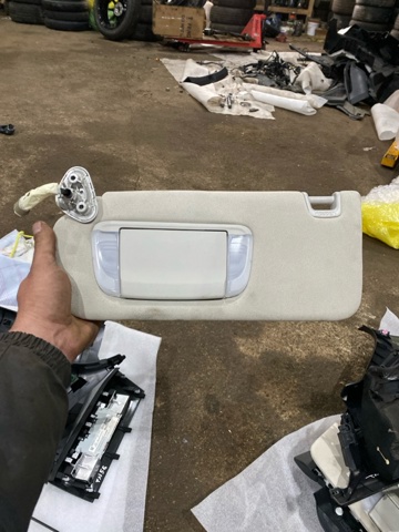 Козирок 92011AL17AME SUBARU