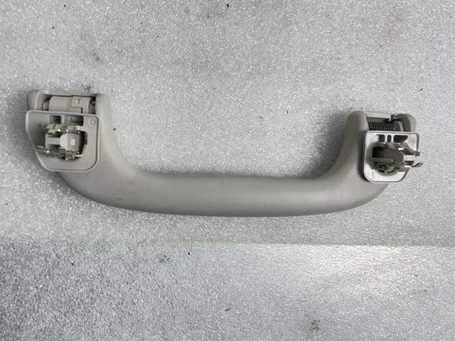 Поручні (тримачі) і гачок для одягу 92041AJ000ME SUBARU
