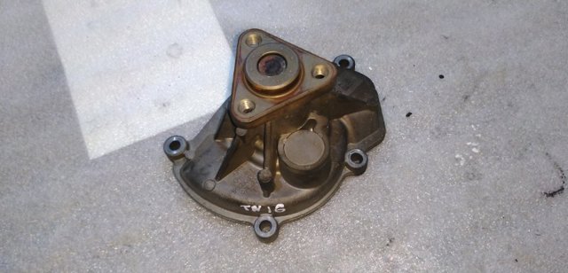 Насос системи охолодження 94610603300 PORSCHE