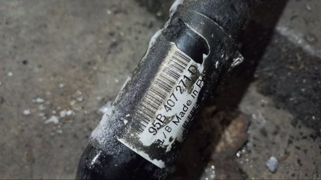 Вісь передня 95B407271D PORSCHE