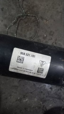 Вал карданний основний заднього моста 95B521101R PORSCHE