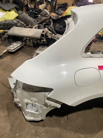 Крило заднє праве 95B809030YGRV PORSCHE