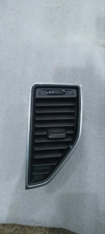 Вентиляція передка 95B819202G0B PORSCHE