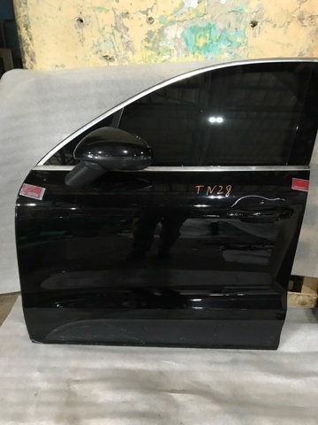 Водійські двері 95B831021GRV PORSCHE