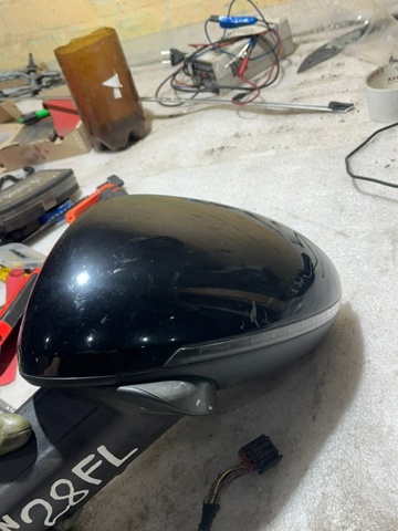 Накладка дзеркала заднього виду, ліва 95B857527G2X PORSCHE