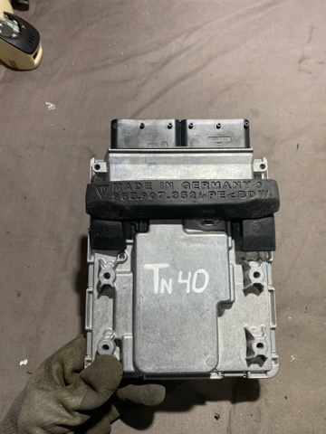Модуль управління двигуном 95B906022D PORSCHE