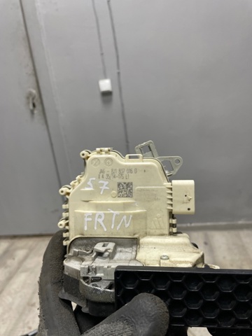 Внутрішній дверний замок 9A783721606 PORSCHE
