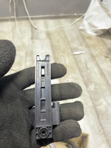 Антена AH4215K603AA LAND ROVER