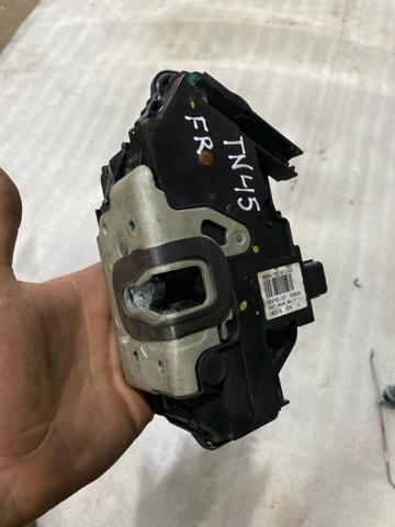 Замок двері правої передньої BB5Z7821812C FORD