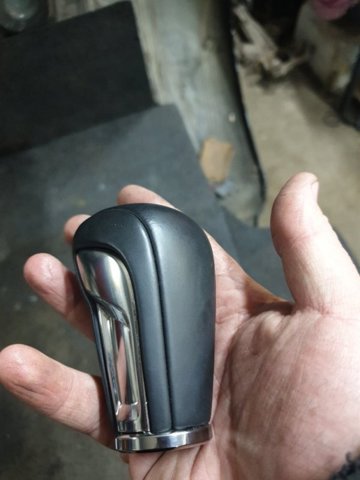 Рукоятка важеля КПП BCKA46030B MAZDA