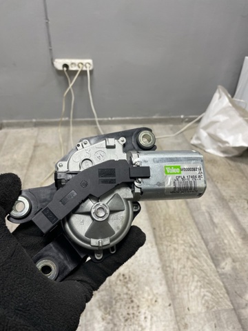 Склоочисник дверей задка CPLA17404AC LAND ROVER