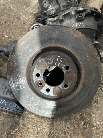 Диск переднього гальма LR016176 LAND ROVER