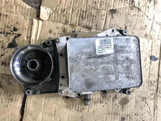 Корпус маслофільтра LR022895 LAND ROVER