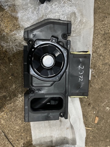 Сабвуфер LR033287 LAND ROVER