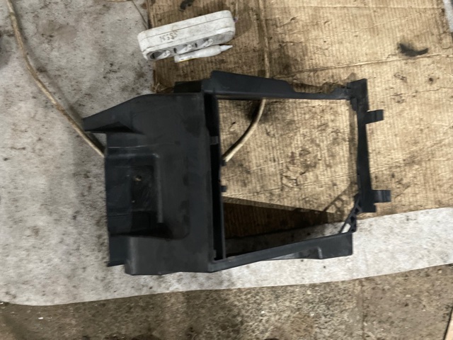 Спойлер бампера LR038055 LAND ROVER