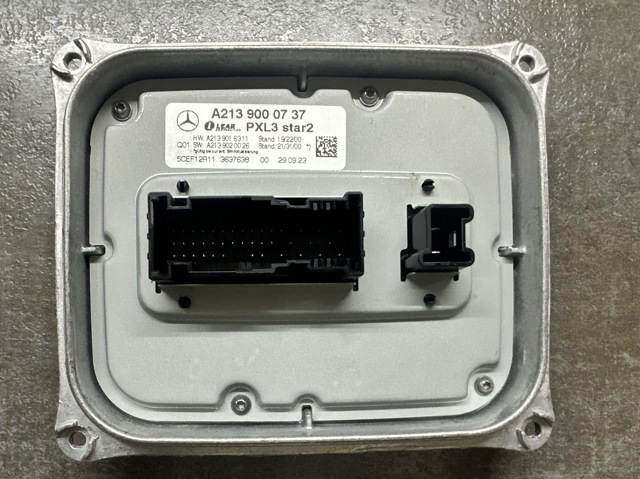 Блок керування освітленням A2139000737 MERCEDES