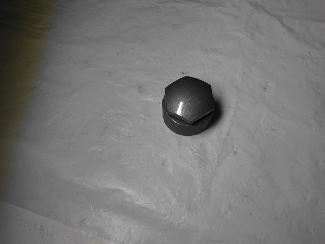 Болти до колеса 4M0601173D VAG