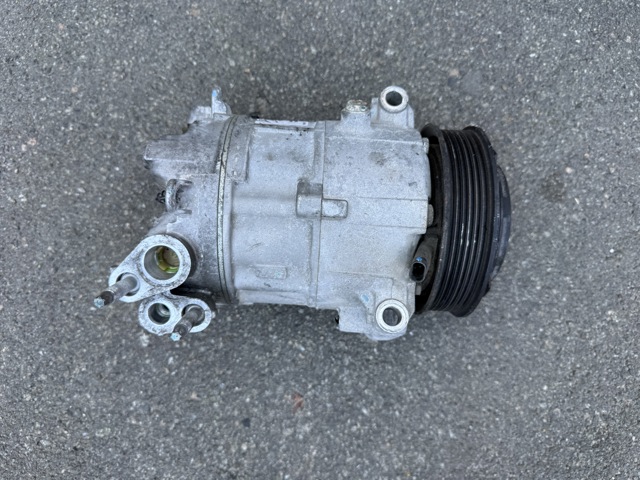 Компресор кондиціонера 68225206AA CHRYSLER