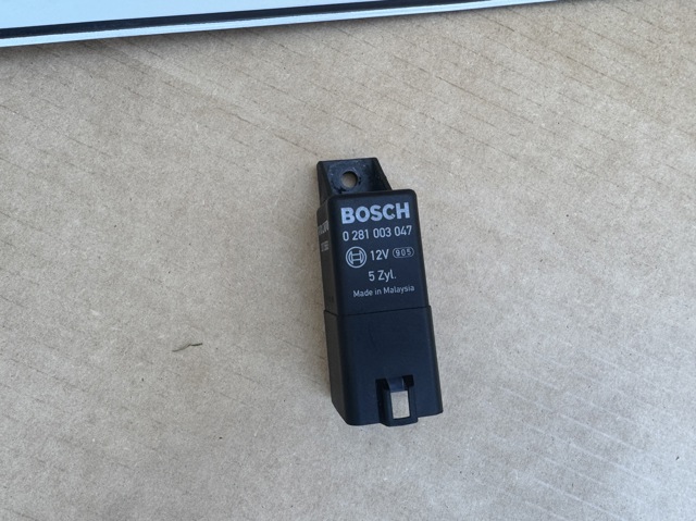 Реле свічок накалу 0281003047 BOSCH
