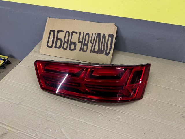 Ліхтар задній правий 4M0945094D VAG