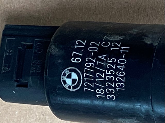 Насос-двигун омивача фар 67127217792 BMW