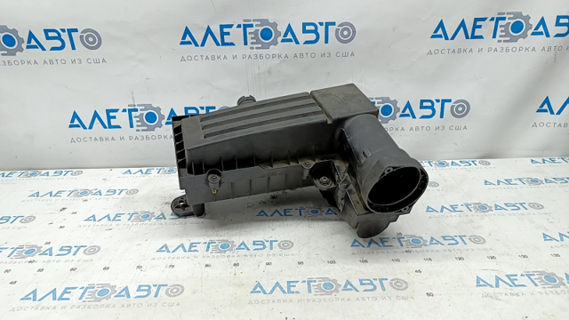 Корпус повітряного фільтра 1K0129607AG VAG